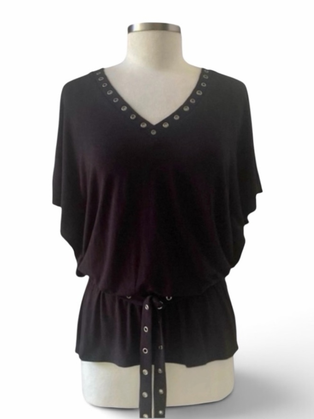 Ella Moss Black V-Neck Grommet Short Sleeve Tie Waist Top Size Small